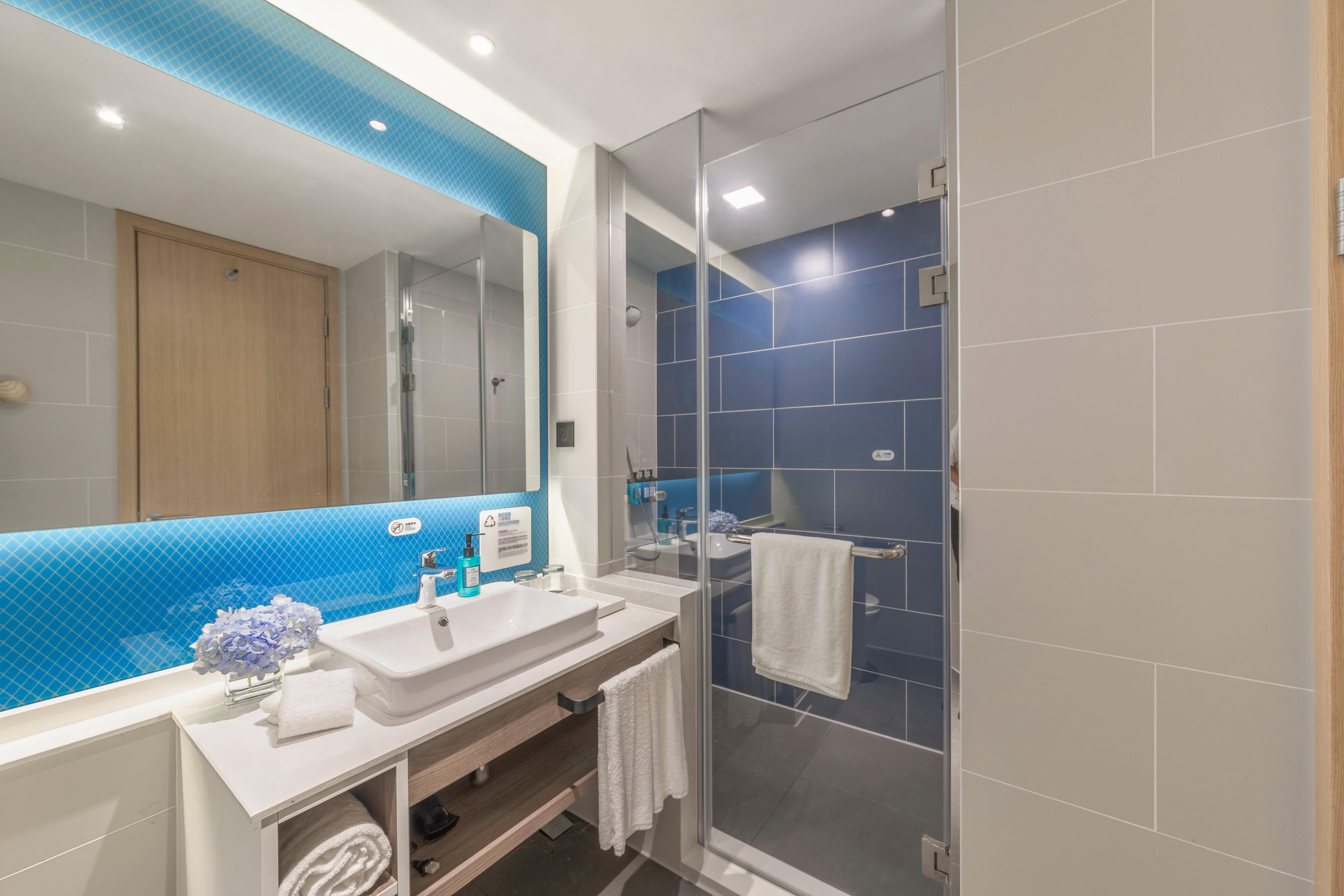 Holiday Inn Express Shanghai Jiading Center By Ihg Exterior photo